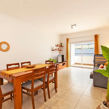 アパート A04 - Large Modern 1 Bed With Pool *