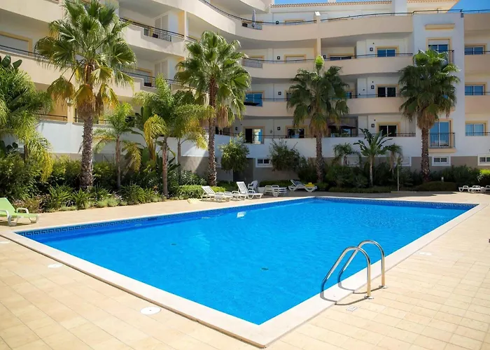 A04 - Large Modern 1 Bed With Pool アパート *