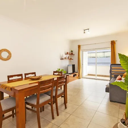 דירה A04 - Large Modern 1 Bed With Pool לאגוּ‏ש