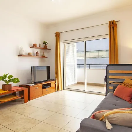 A04 - Large Modern 1 Bed With Pool לאגוּ‏ש